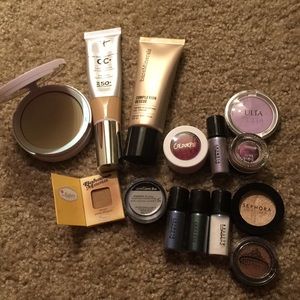 Eye and face makeup lot